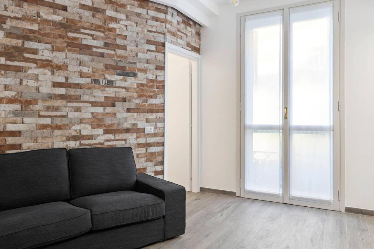 Modern And New Flat In Duomo Area Apartment Milano Exterior foto