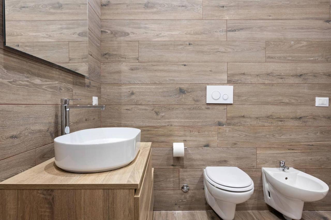 Modern And New Flat In Duomo Area Apartment Milano Exterior foto