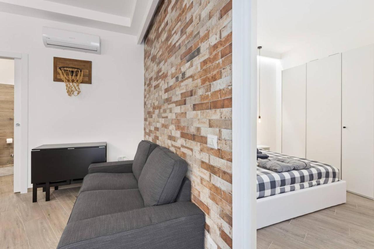 Modern And New Flat In Duomo Area Apartment Milano Exterior foto