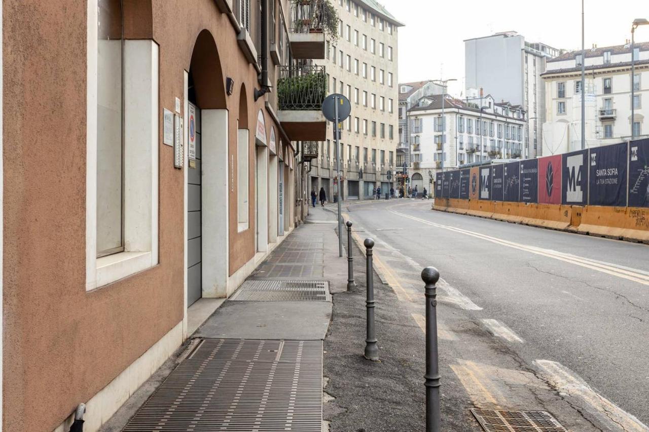 Modern And New Flat In Duomo Area Apartment Milano Exterior foto